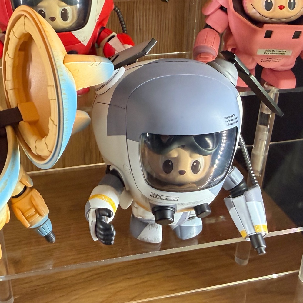 Pop Mart THE MONSTERS × Kow Yokoyama Ma.k. Series FLIEGE STORM